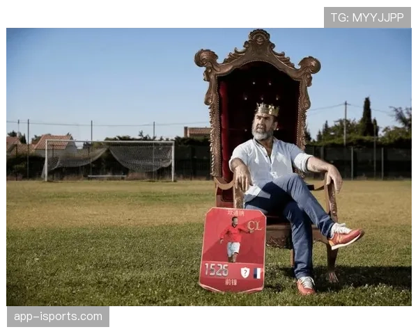 坎通纳如何以组织能力撕开防线：对比当代九号的进攻创造差异